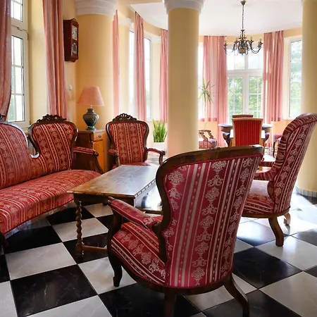 Villa Boros Kastély *
