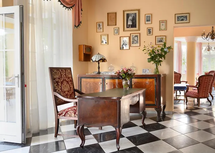 Villa Boros Kastely Vendeghaz *